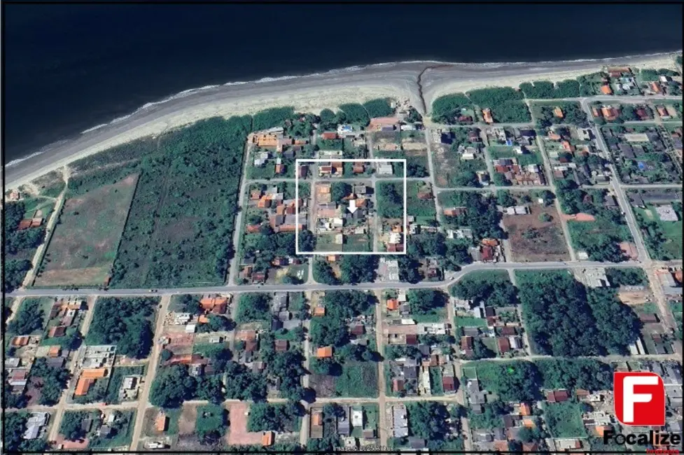 Foto 4 de Terreno / Lote à venda, 390m2 em Itapoa - SC