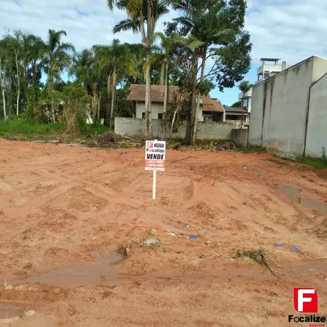 Foto 2 de Terreno / Lote à venda, 360m2 em Itapoa - SC