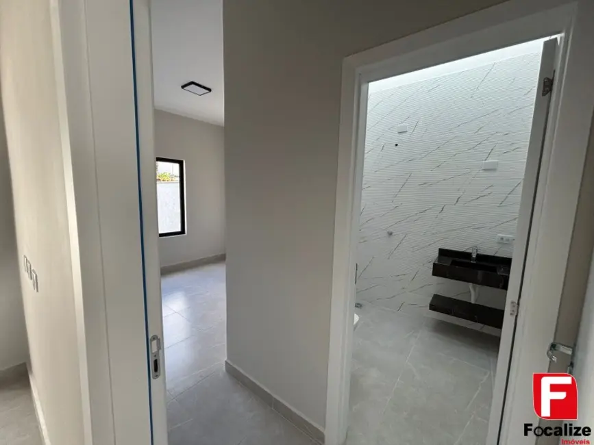 Foto 5 de Casa com 3 quartos à venda, 99m2 em Itapoa - SC