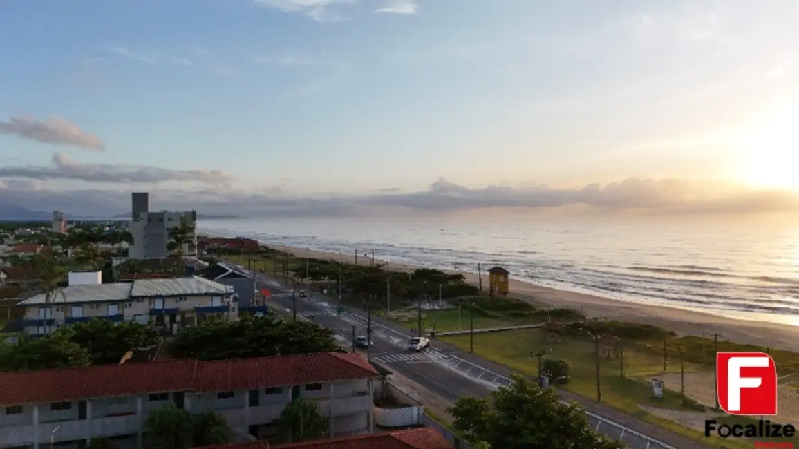 Foto 4 de Apartamento com 2 quartos à venda, 77m2 em Itapoa - SC