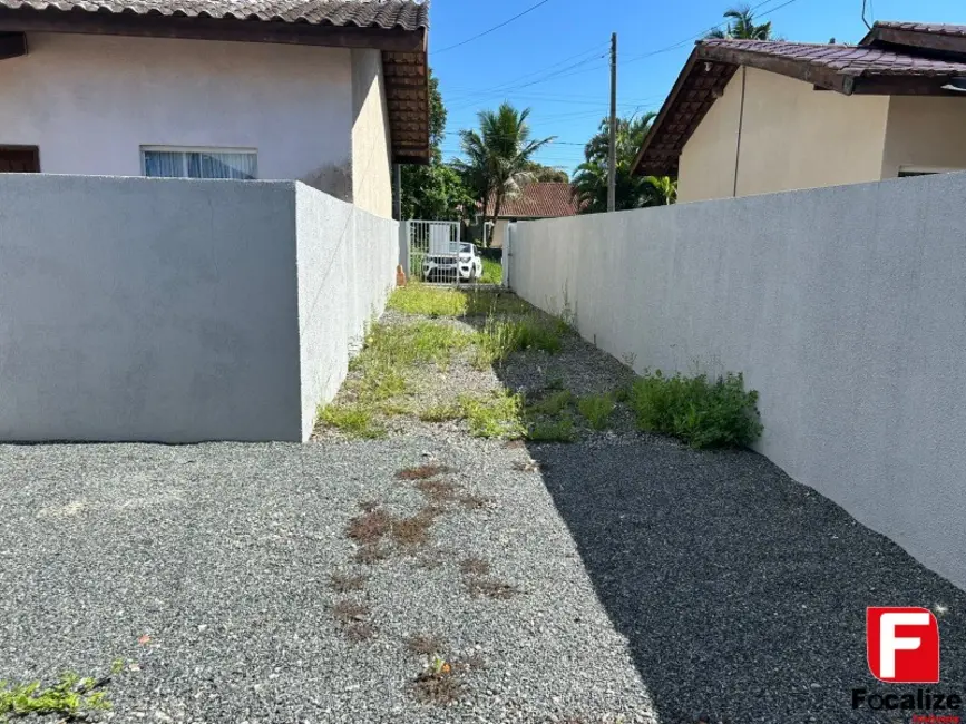 Foto 8 de Casa com 2 quartos à venda, 48m2 em Itapoa - SC