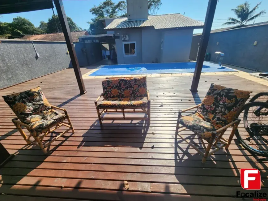 Foto 2 de Casa com 3 quartos à venda, 100m2 em Itapoa - SC