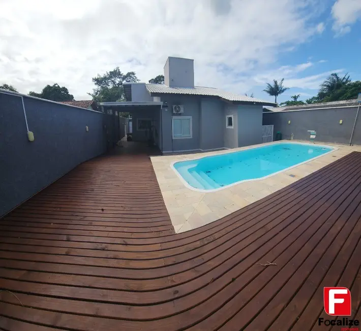 Foto 3 de Casa com 3 quartos à venda, 100m2 em Itapoa - SC