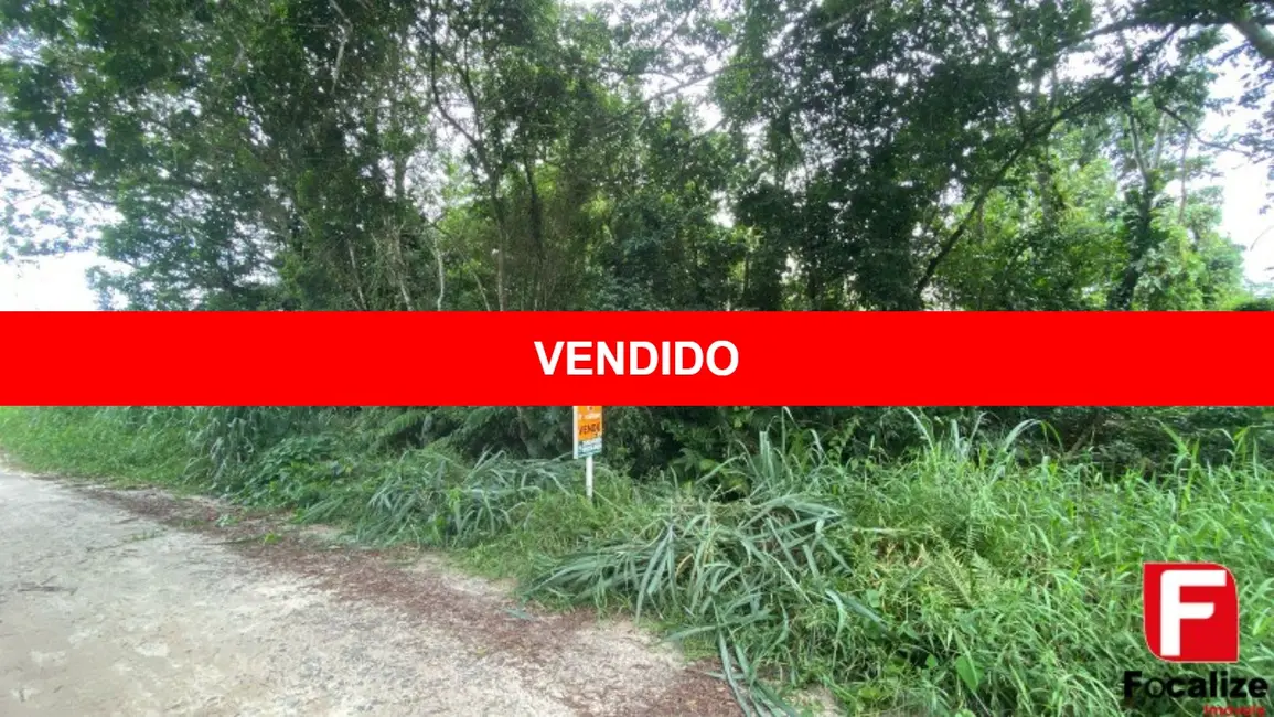 Foto 1 de Terreno / Lote à venda, 360m2 em Itapoa - SC
