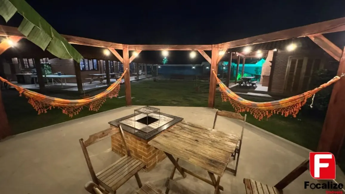 Foto 6 de Casa com 4 quartos para alugar, 275m2 em Sao Francisco Do Sul - SC