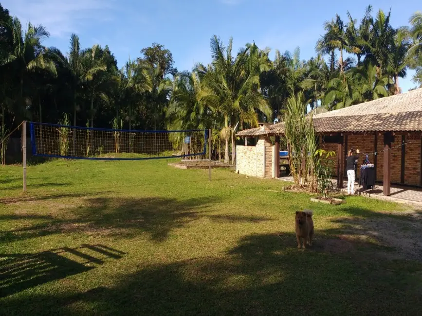 Foto 2 de Chácara com 4 quartos à venda, 360m2 em Sao Francisco Do Sul - SC