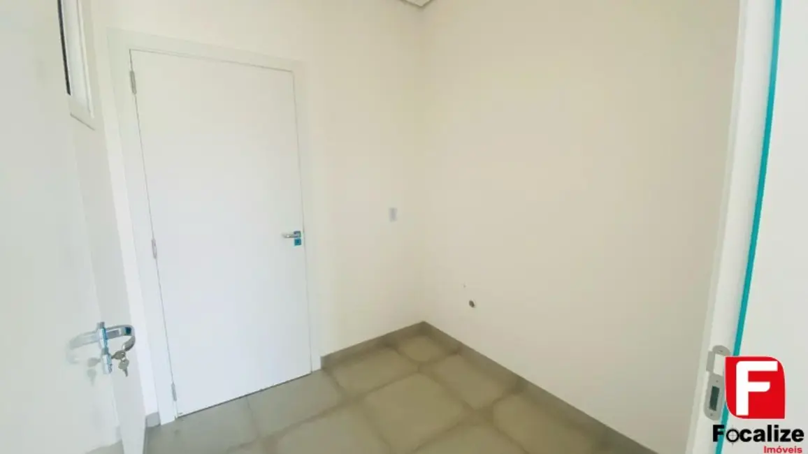 Foto 6 de Sala Comercial para alugar, 39m2 em Itapoa - SC
