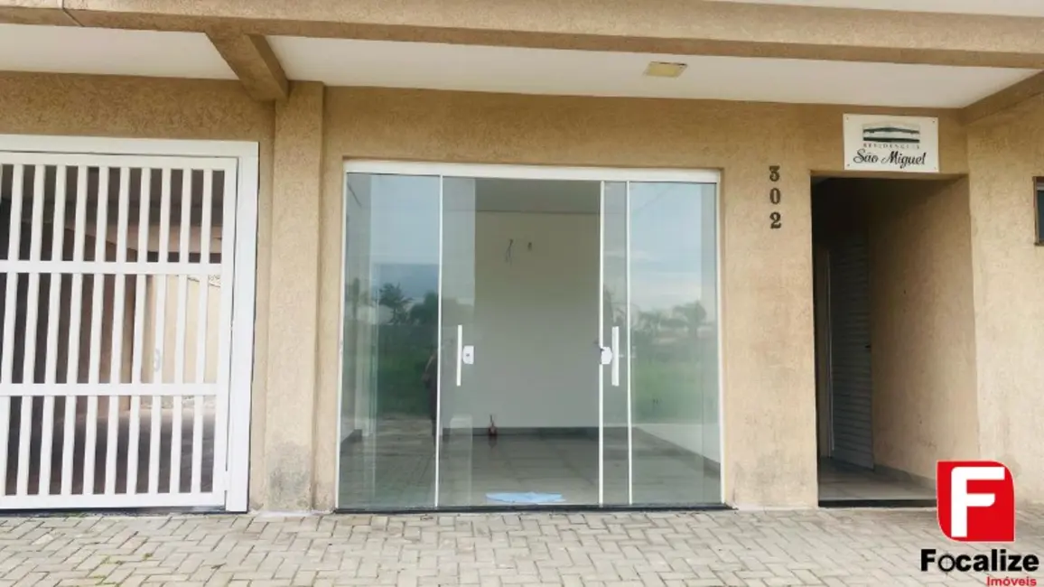 Foto 2 de Sala Comercial para alugar, 39m2 em Itapoa - SC