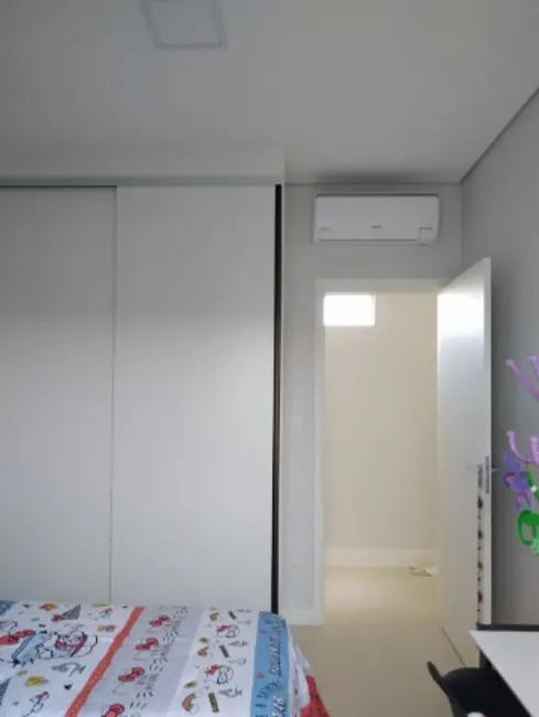 Foto 4 de Casa com 4 quartos à venda, 223m2 em Vila Suíça, Indaiatuba - SP