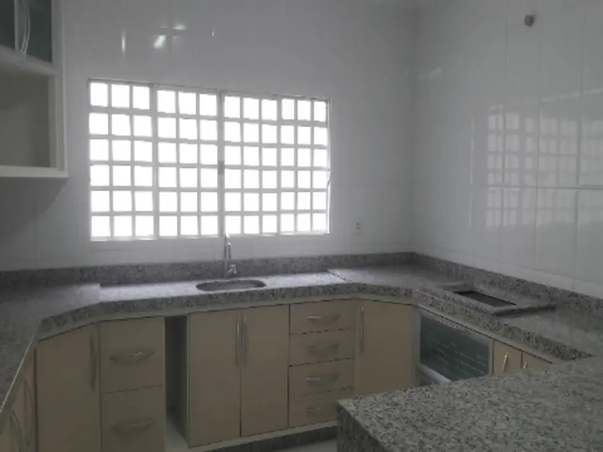 Foto 9 de Casa com 3 quartos à venda, 192m2 em Jardim Valença, Indaiatuba - SP