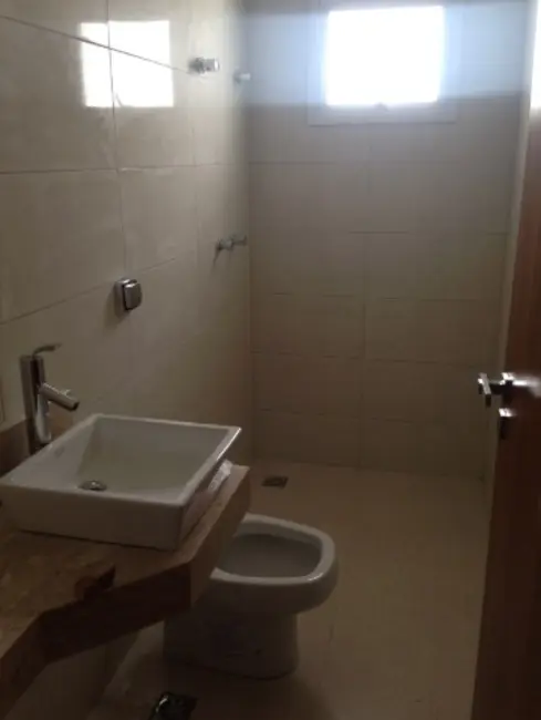 Foto 6 de Casa de Condomínio com 2 quartos à venda, 110m2 em Jardim Montreal Residence, Indaiatuba - SP