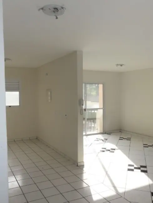 Foto 3 de Apartamento com 2 quartos para alugar, 60m2 em Indaiatuba - SP