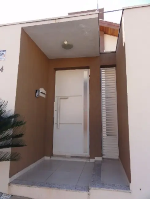 Foto 2 de Casa com 4 quartos à venda, 213m2 em Indaiatuba - SP