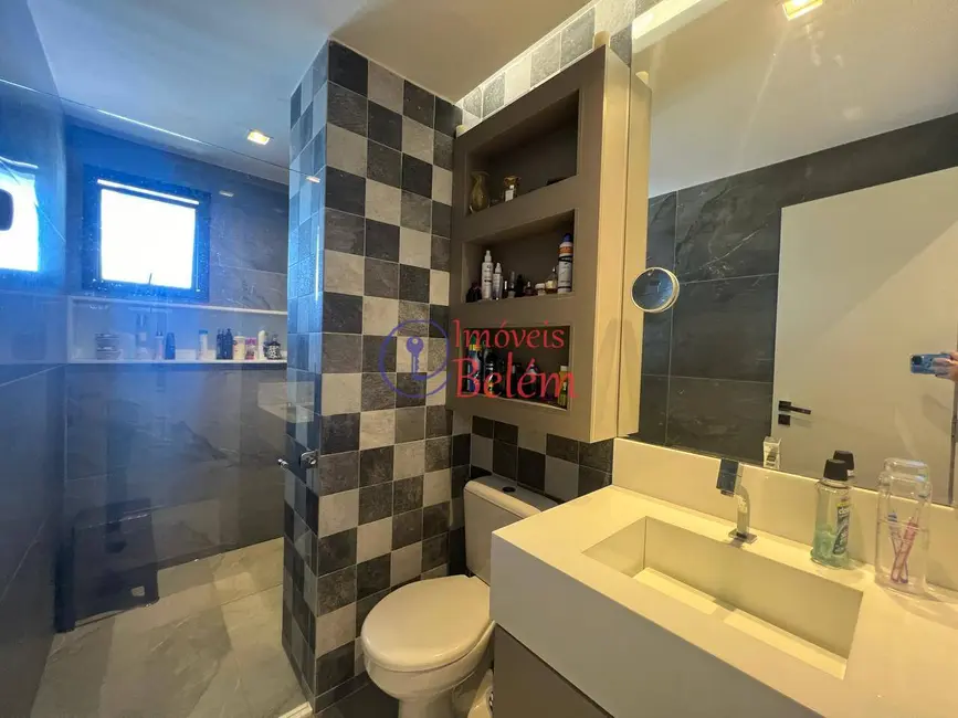 Foto 11 de Apartamento com 3 quartos para alugar, 170m2 em São Brás, Belem - PA