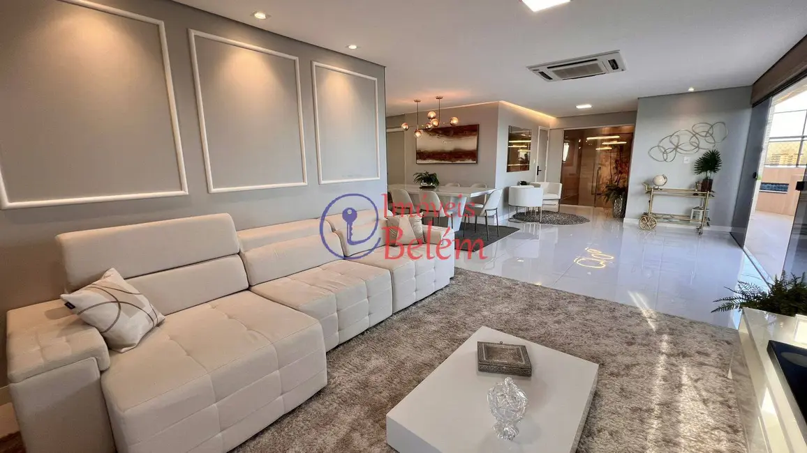 Apartamento com 5 quartos para alugar, 400m2 em Batista Campos, Belem - PA - imagem 2 Foto 2 de Apartamento com 5 quartos para alugar, 400m2 em Batista Campos, Belem - PA