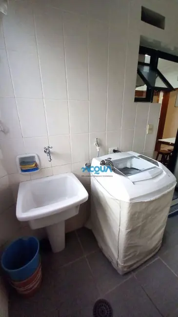 Foto 9 de Apartamento com 3 quartos à venda, 130m2 em Jardim Três Marias, Guaruja - SP