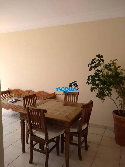 Sobrado com 4 quartos à venda, 280m2 em Jardim Tejereba, Guaruja - SP - imagem 4 Foto 4 de Sobrado com 4 quartos à venda, 280m2 em Jardim Tejereba, Guaruja - SP