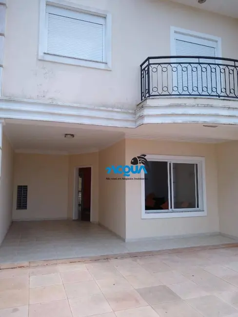 Sobrado com 4 quartos à venda, 280m2 em Jardim Tejereba, Guaruja - SP - imagem 4 Foto 4 de Sobrado com 4 quartos à venda, 280m2 em Jardim Tejereba, Guaruja - SP