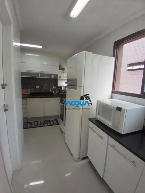 Apartamento com 3 quartos à venda, 110m2 em Guaruja - SP - imagem 3 Foto 3 de Apartamento com 3 quartos à venda, 110m2 em Guaruja - SP