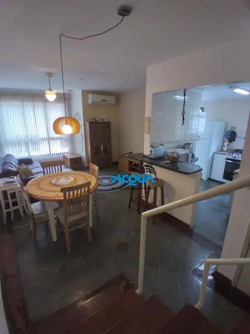 Apartamento com 3 quartos à venda, 110m2 em Guaruja - SP - imagem 2 Foto 2 de Apartamento com 3 quartos à venda, 110m2 em Guaruja - SP