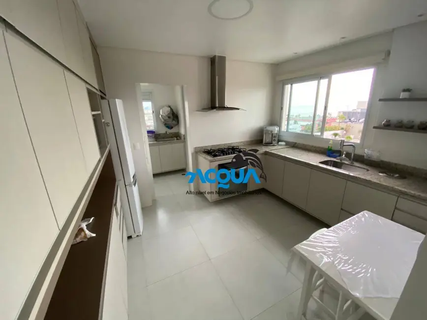 Foto 4 de Apartamento com 3 quartos à venda, 145m2 em Guaruja - SP