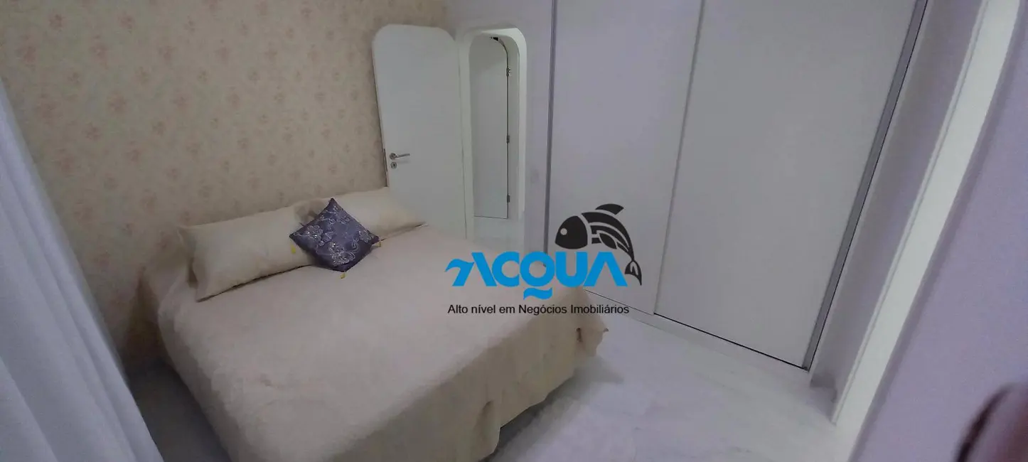 Foto 9 de Apartamento com 3 quartos à venda, 217m2 em Guaruja - SP