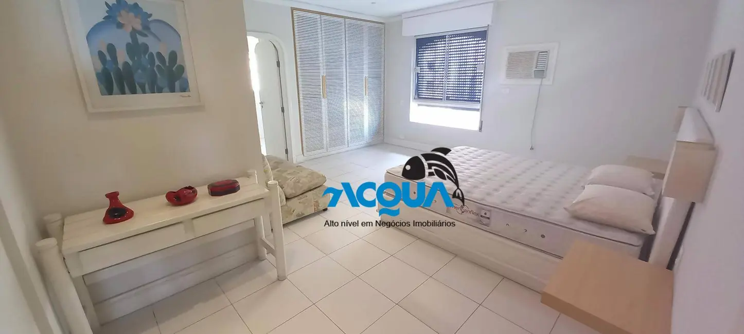 Foto 8 de Apartamento com 2 quartos à venda, 217m2 em Guaruja - SP
