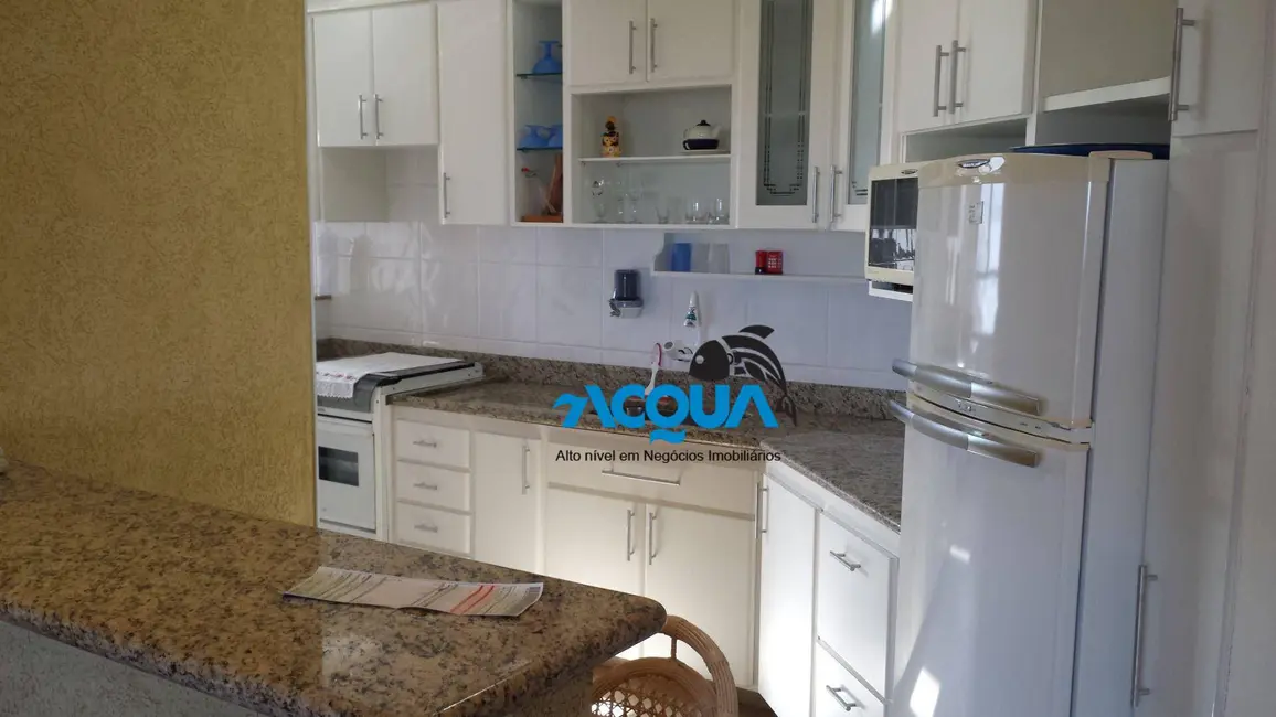 Foto 4 de Apartamento com 3 quartos à venda, 120m2 em Guaruja - SP