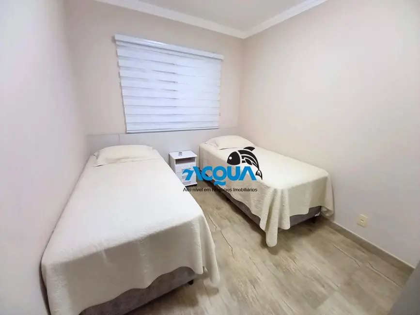 Foto 9 de Apartamento com 3 quartos à venda, 226m2 em Vila Luis Antônio, Guaruja - SP