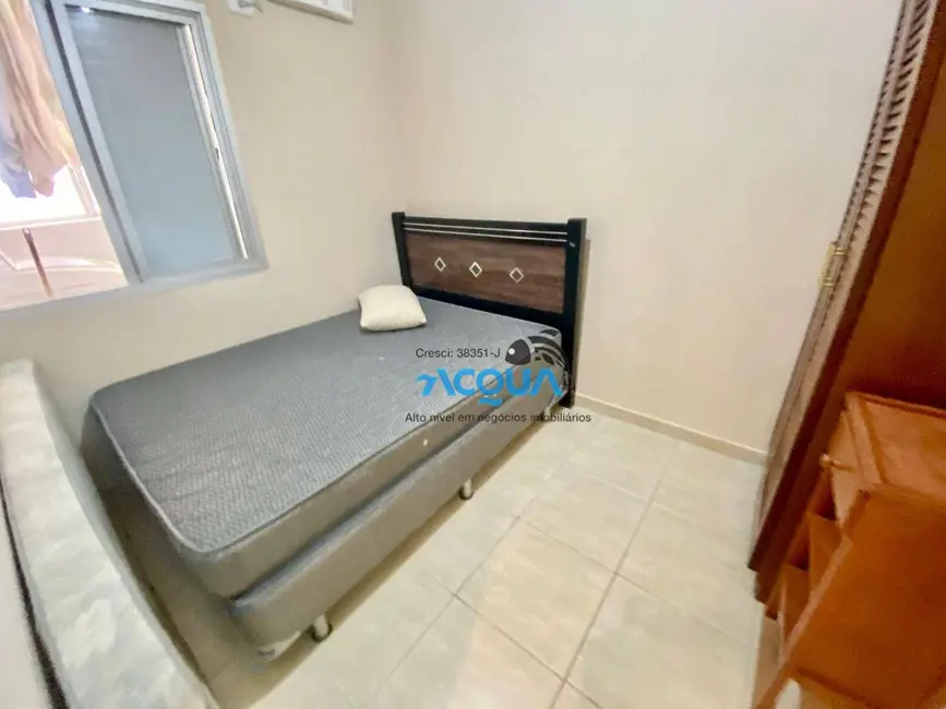 Foto 6 de Apartamento com 3 quartos à venda, 90m2 em Guaruja - SP