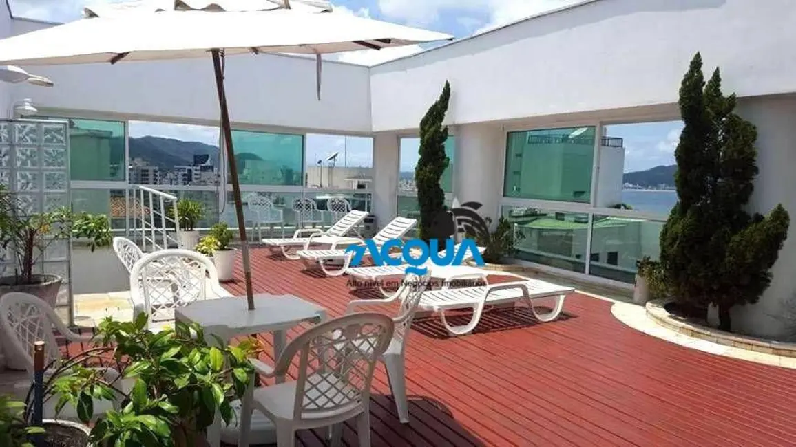 Foto 9 de Apartamento com 3 quartos à venda, 127m2 em Guaruja - SP