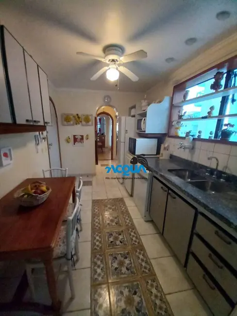 Foto 4 de Apartamento com 3 quartos à venda, 95m2 em Guaruja - SP