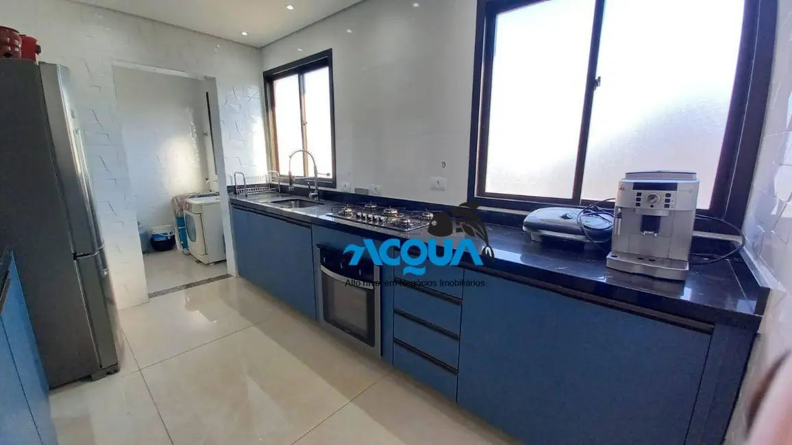 Cobertura com 3 quartos à venda, 223m2 em Jardim Três Marias, Guaruja - SP - imagem 4 Foto 4 de Cobertura com 3 quartos à venda, 223m2 em Jardim Três Marias, Guaruja - SP