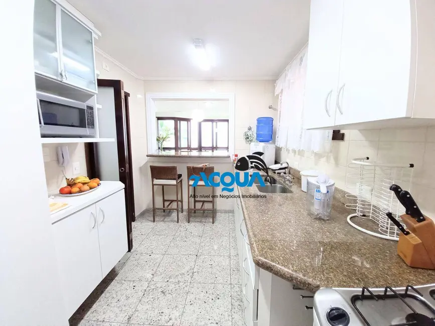 Casa de Condomínio com 4 quartos à venda, 350m2 em Jardim Três Marias, Guaruja - SP - imagem 4 Foto 4 de Casa de Condomínio com 4 quartos à venda, 350m2 em Jardim Três Marias, Guaruja - SP