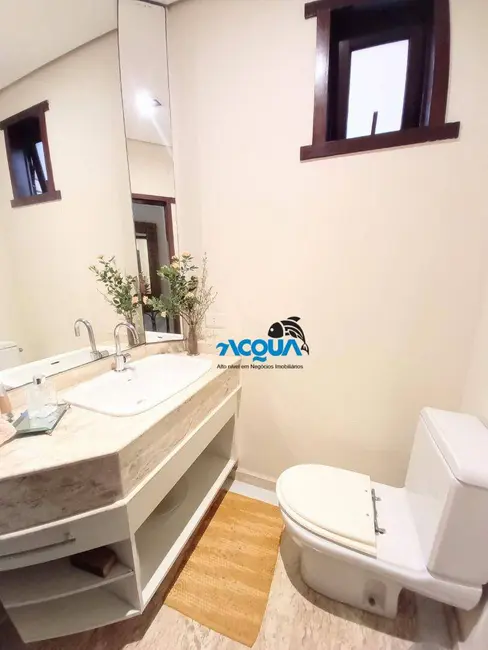 Casa de Condomínio com 4 quartos à venda, 350m2 em Jardim Três Marias, Guaruja - SP - imagem 8 Foto 8 de Casa de Condomínio com 4 quartos à venda, 350m2 em Jardim Três Marias, Guaruja - SP