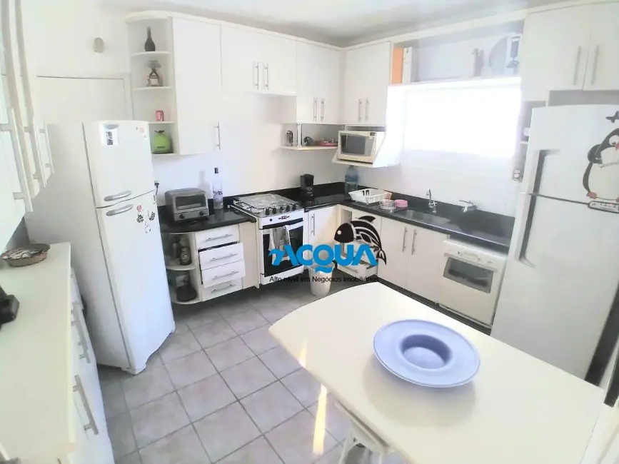 Cobertura com 3 quartos à venda, 90m2 em Guaruja - SP - imagem 3 Foto 3 de Cobertura com 3 quartos à venda, 90m2 em Guaruja - SP