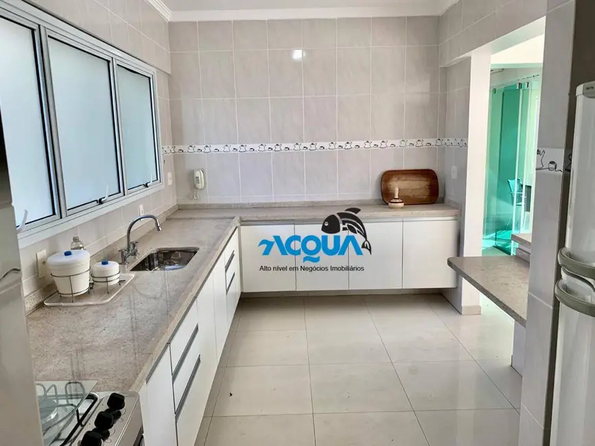 Apartamento com 4 quartos à venda, 180m2 em Guaruja - SP - imagem 4 Foto 4 de Apartamento com 4 quartos à venda, 180m2 em Guaruja - SP