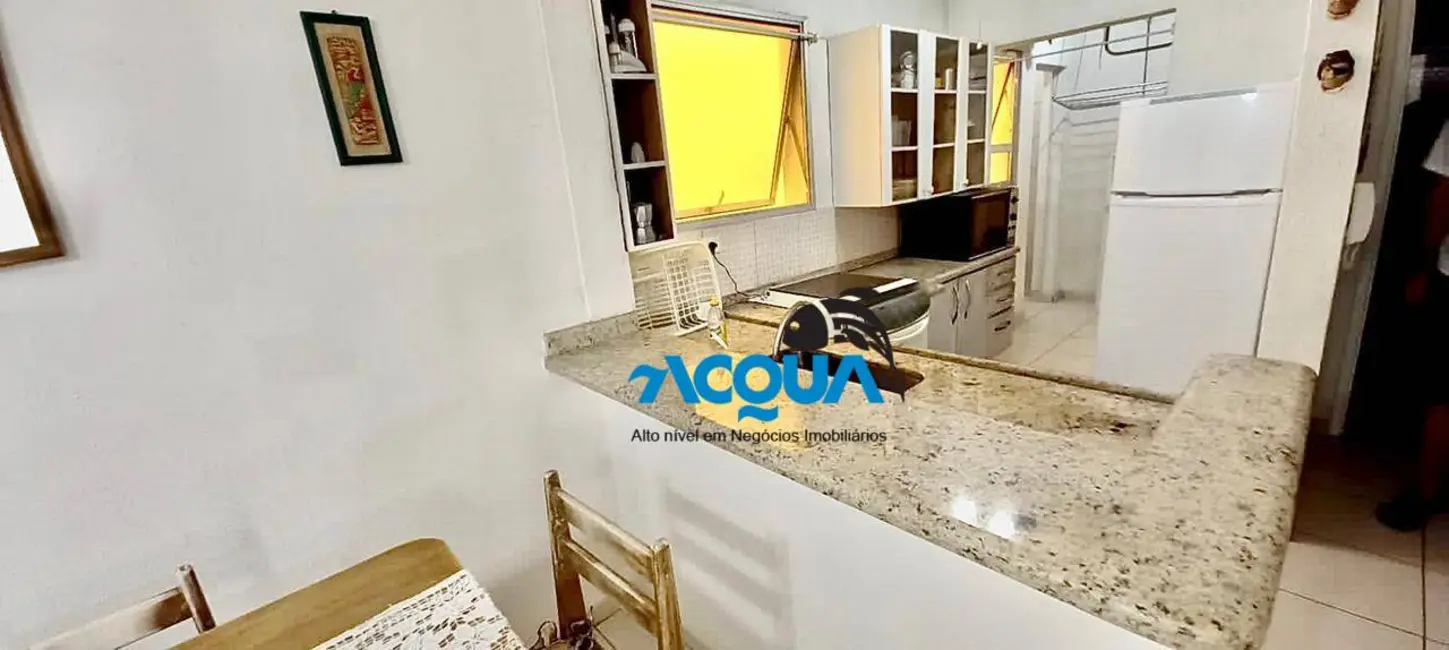 Foto 3 de Apartamento com 2 quartos à venda, 70m2 em Jardim Três Marias, Guaruja - SP