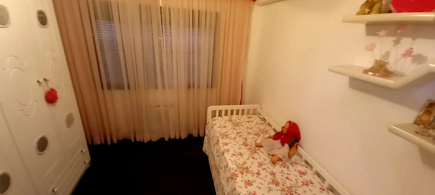 Apartamento com 3 quartos à venda, 100m2 em Barra Funda, Guaruja - SP - imagem 7 Foto 7 de Apartamento com 3 quartos à venda, 100m2 em Barra Funda, Guaruja - SP