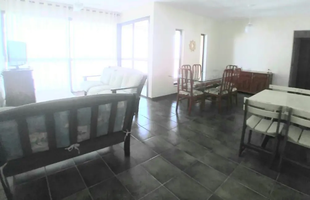 Apartamento com 3 quartos à venda, 85m2 em Guaruja - SP - imagem 1 Foto 1 de Apartamento com 3 quartos à venda, 85m2 em Guaruja - SP