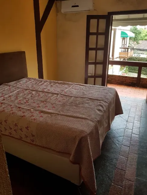 Sobrado com 3 quartos à venda, 112m2 em Jardim Três Marias, Guaruja - SP - imagem 5 Foto 5 de Sobrado com 3 quartos à venda, 112m2 em Jardim Três Marias, Guaruja - SP