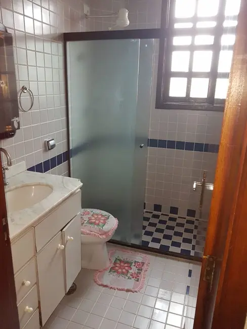 Sobrado com 3 quartos à venda, 112m2 em Jardim Três Marias, Guaruja - SP - imagem 9 Foto 9 de Sobrado com 3 quartos à venda, 112m2 em Jardim Três Marias, Guaruja - SP