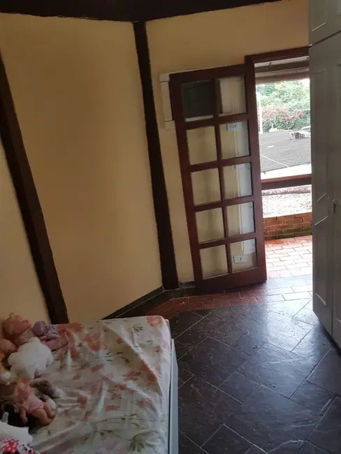 Sobrado com 3 quartos à venda, 112m2 em Jardim Três Marias, Guaruja - SP - imagem 8 Foto 8 de Sobrado com 3 quartos à venda, 112m2 em Jardim Três Marias, Guaruja - SP