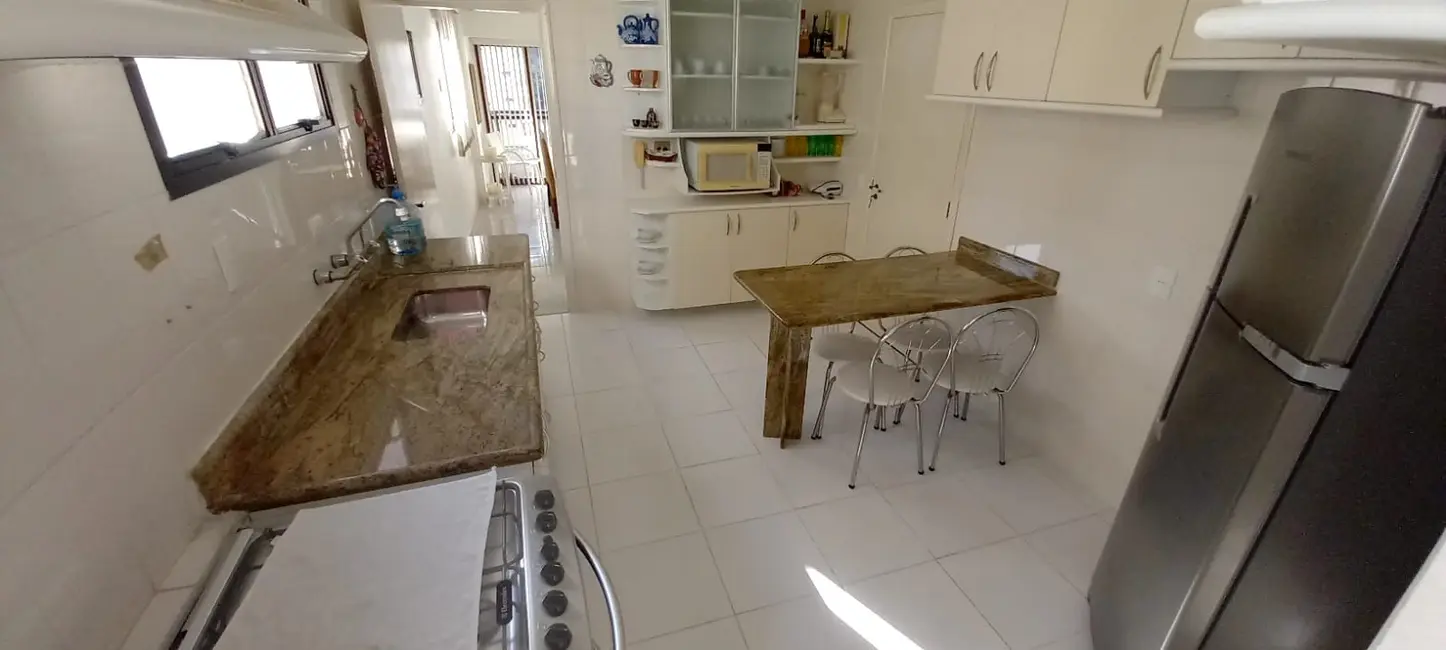 Foto 3 de Apartamento com 3 quartos à venda, 140m2 em Barra Funda, Guaruja - SP