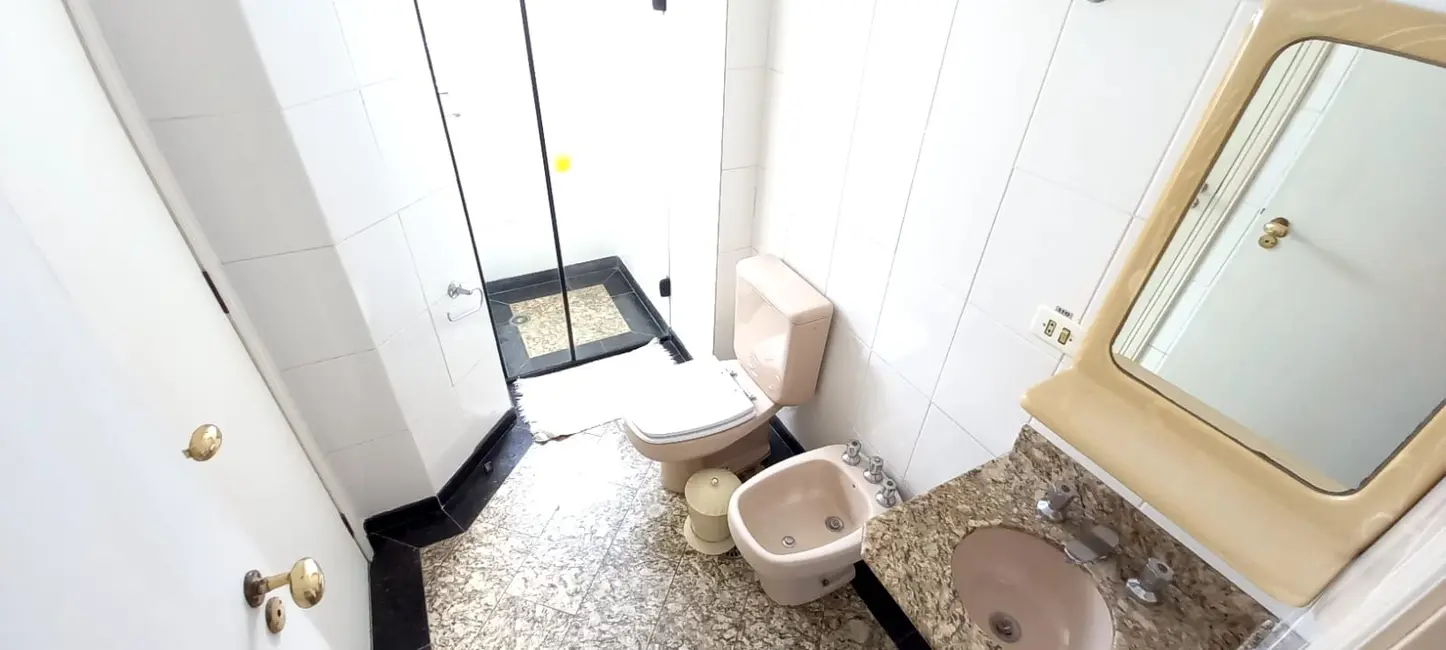 Foto 7 de Apartamento com 3 quartos à venda, 120m2 em Guaruja - SP