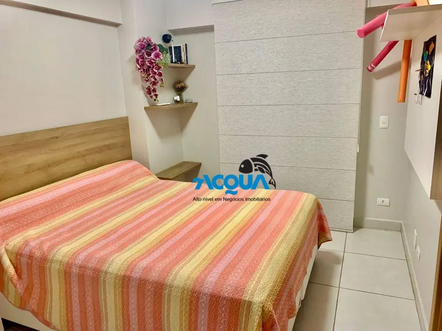 Foto 6 de Apartamento com 3 quartos à venda, 130m2 em Guaruja - SP