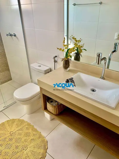 Foto 9 de Apartamento com 3 quartos à venda, 130m2 em Guaruja - SP