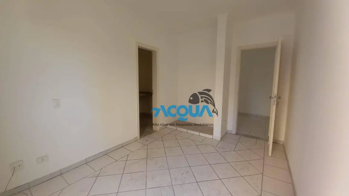 Cobertura com 4 quartos à venda, 210m2 em Barra Funda, Guaruja - SP - imagem 5 Foto 5 de Cobertura com 4 quartos à venda, 210m2 em Barra Funda, Guaruja - SP