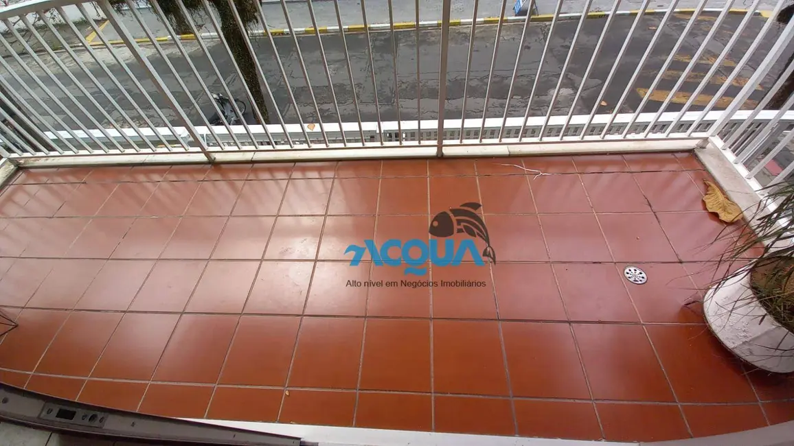 Foto 9 de Apartamento com 3 quartos à venda, 130m2 em Guaruja - SP