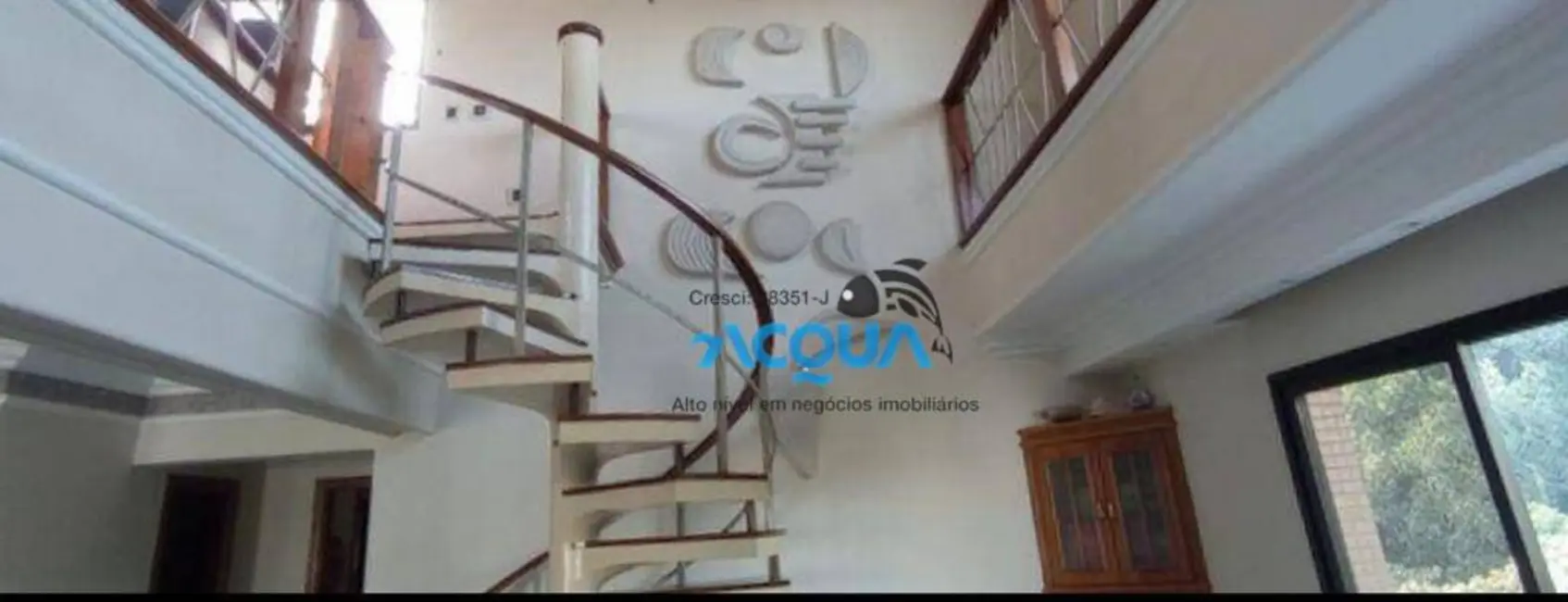 Cobertura com 3 quartos à venda, 360m2 em Guaruja - SP - imagem 4 Foto 4 de Cobertura com 3 quartos à venda, 360m2 em Guaruja - SP